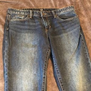Gap boyfriend jeans slightly worn